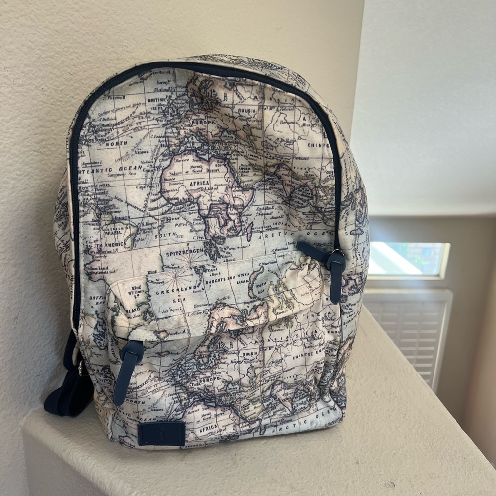 TYPO World Map‎ Backpack - Picture 2 of 8